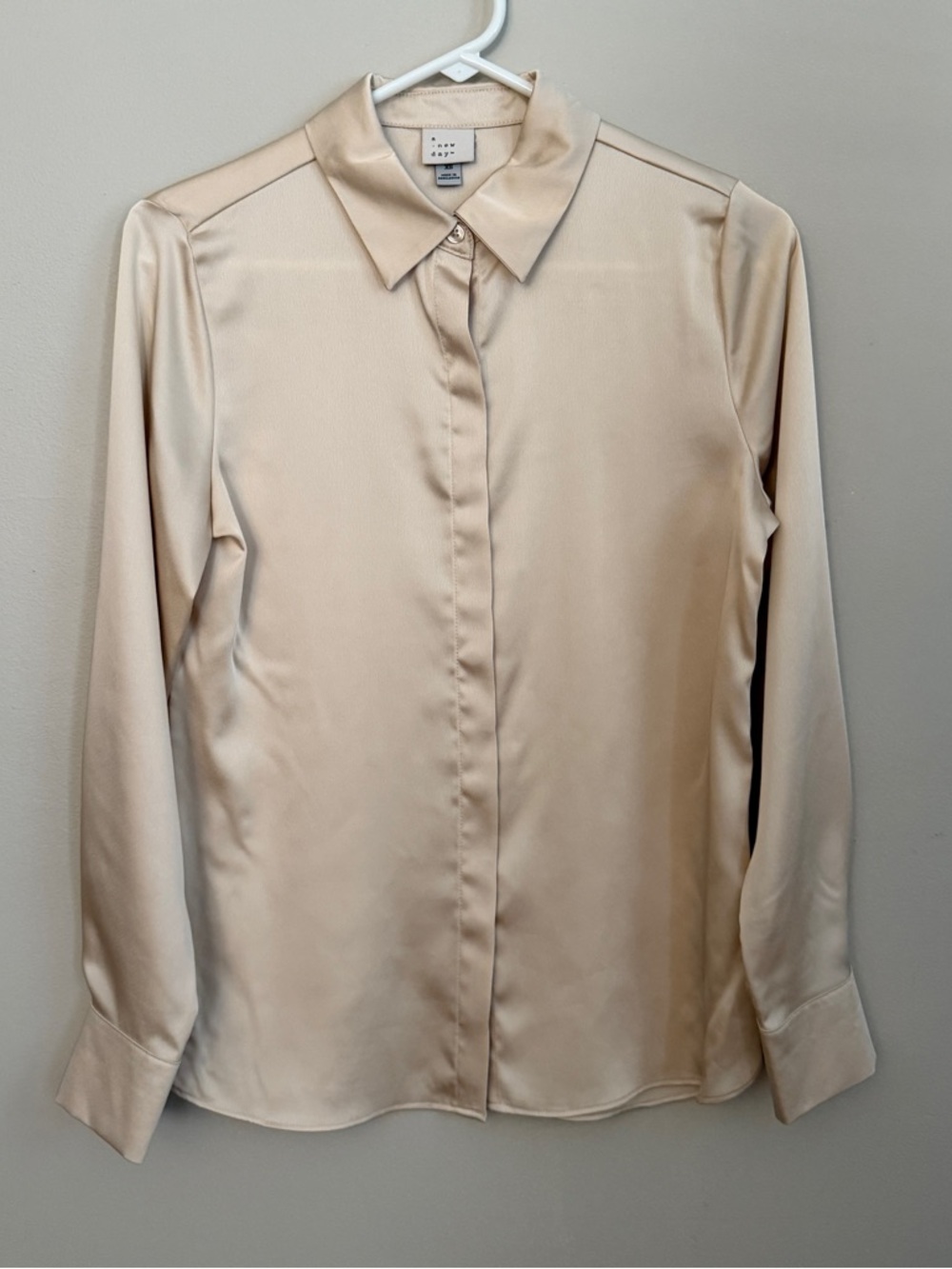 H&M Long Sleeve Button Down Shirt